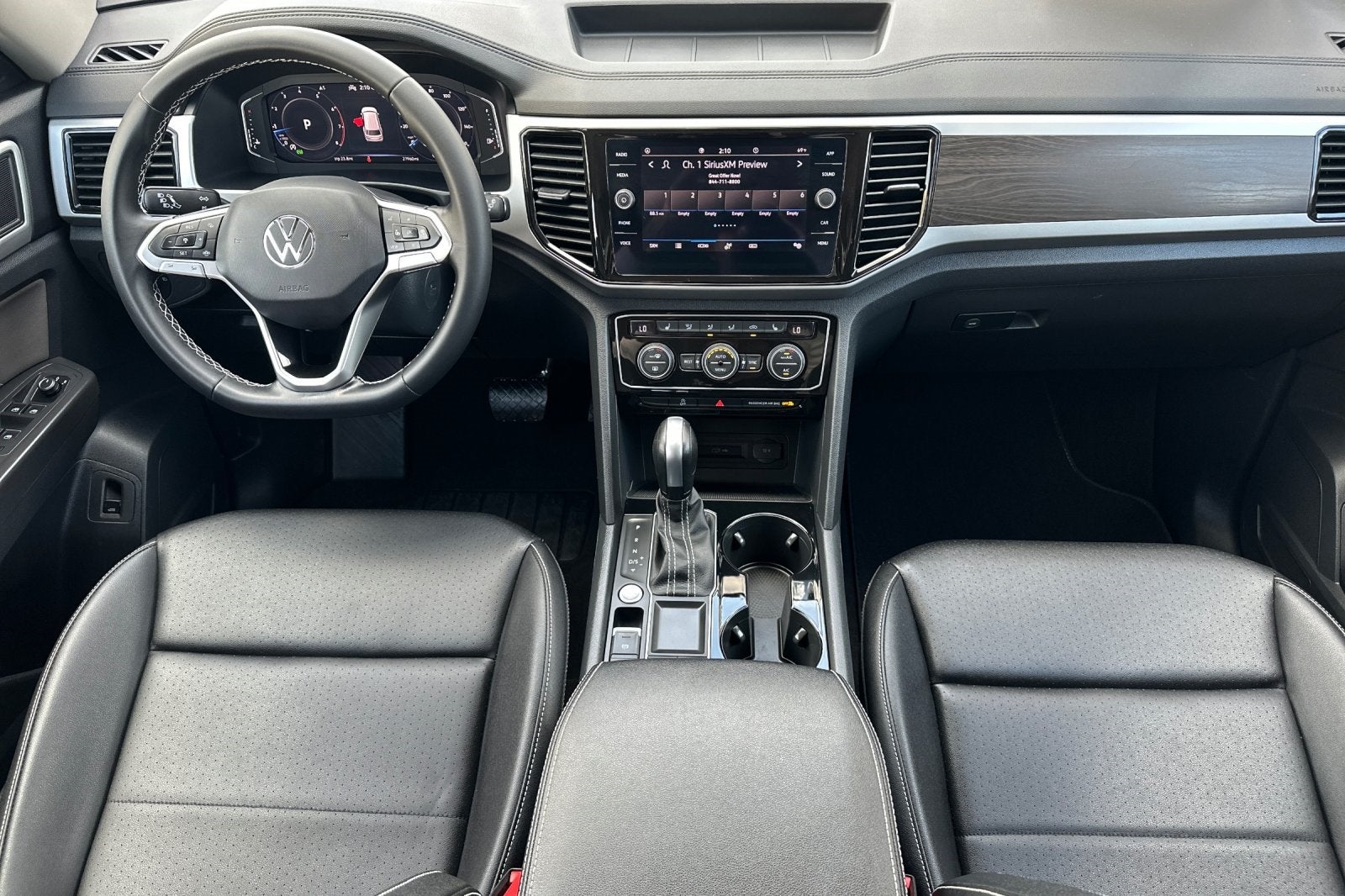 2023 Volkswagen Atlas 2.0T SE w/Technology