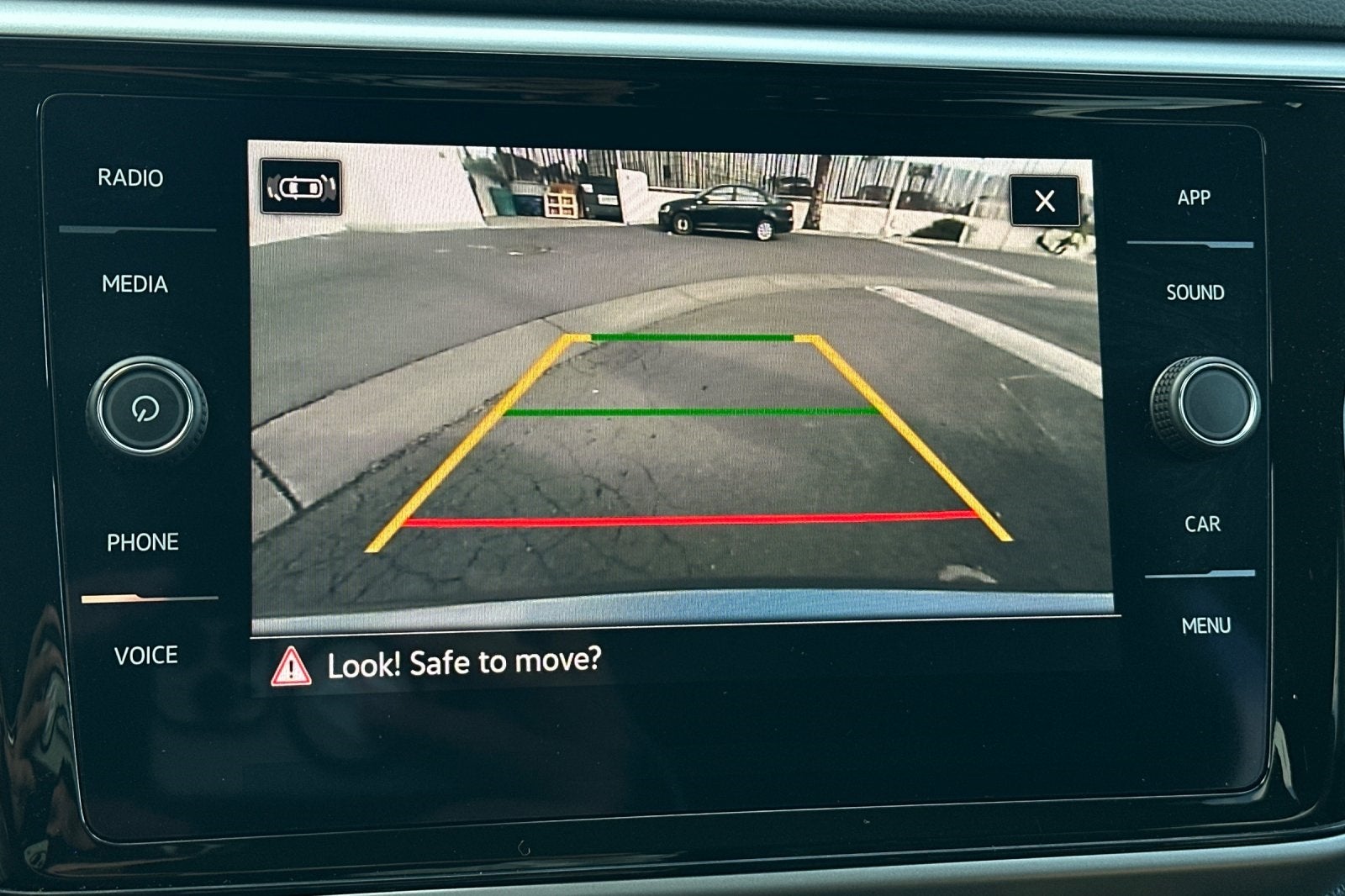 2023 Volkswagen Atlas 2.0T SE w/Technology