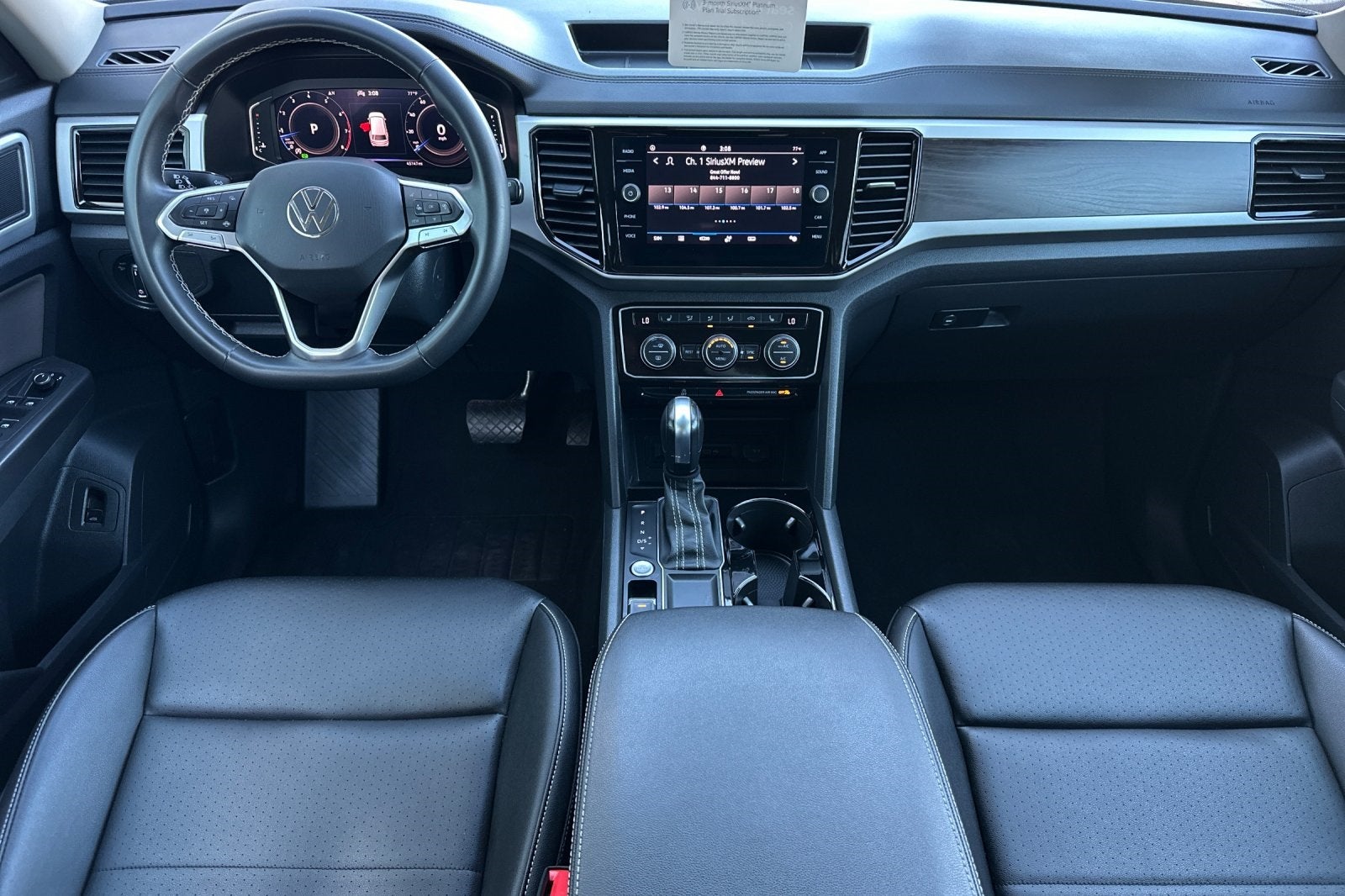 2023 Volkswagen Atlas 3.6L V6 SE w/Technology