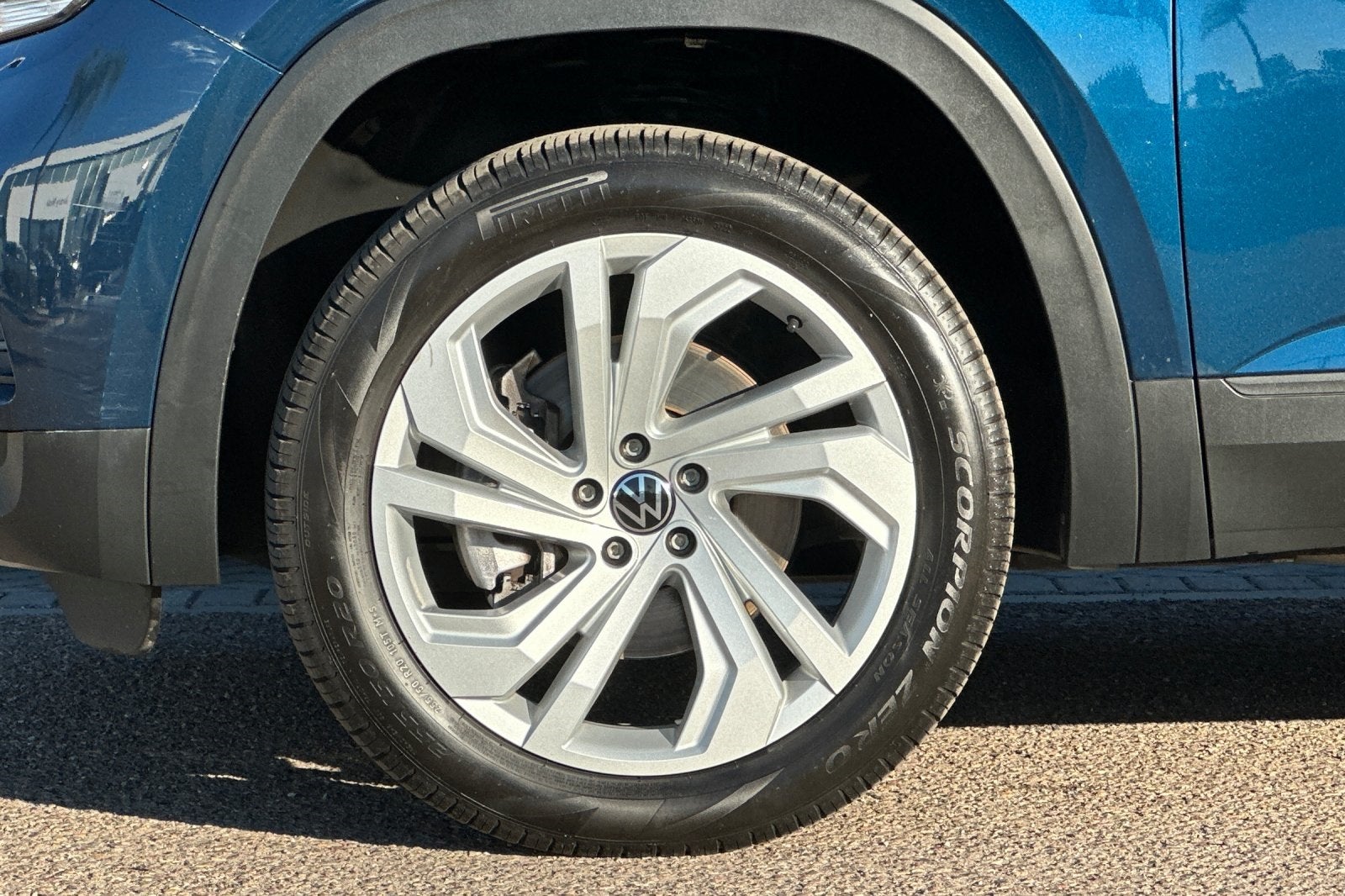 2023 Volkswagen Atlas 3.6L V6 SE w/Technology