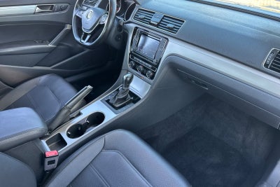 2019 Volkswagen Passat 2.0T Wolfsburg