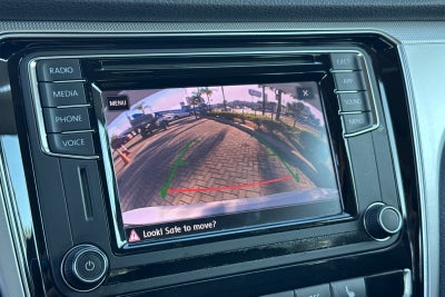 2019 Volkswagen Passat 2.0T Wolfsburg