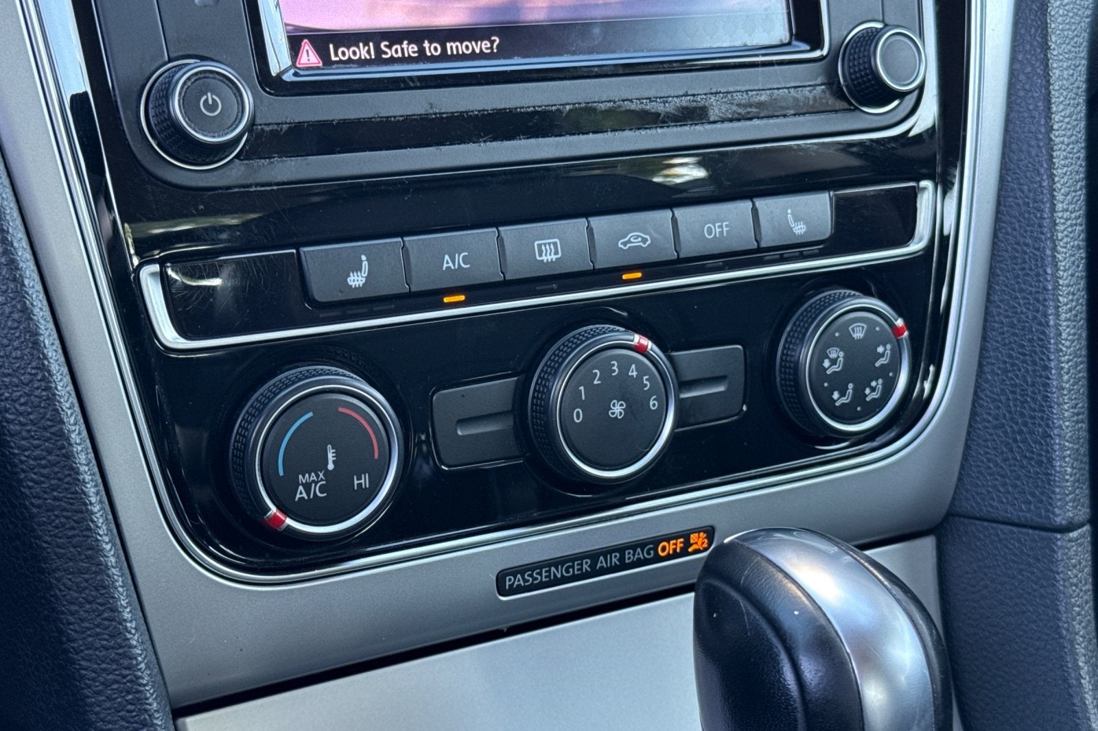 2019 Volkswagen Passat 2.0T Wolfsburg