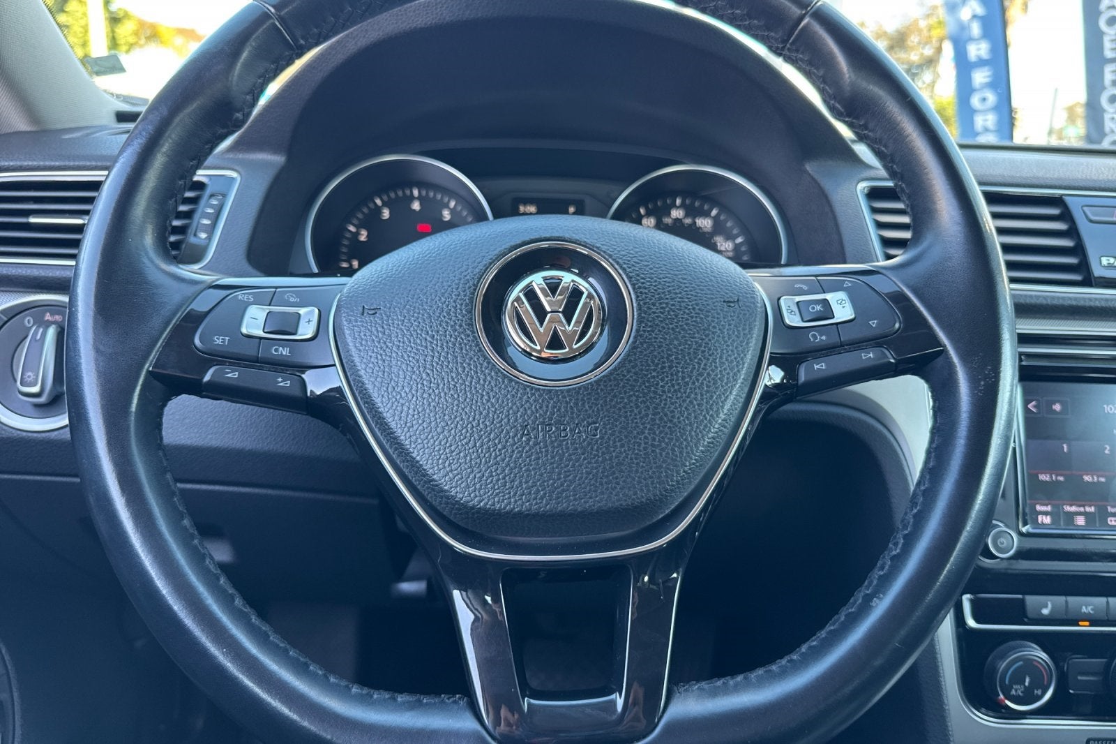 2019 Volkswagen Passat 2.0T Wolfsburg