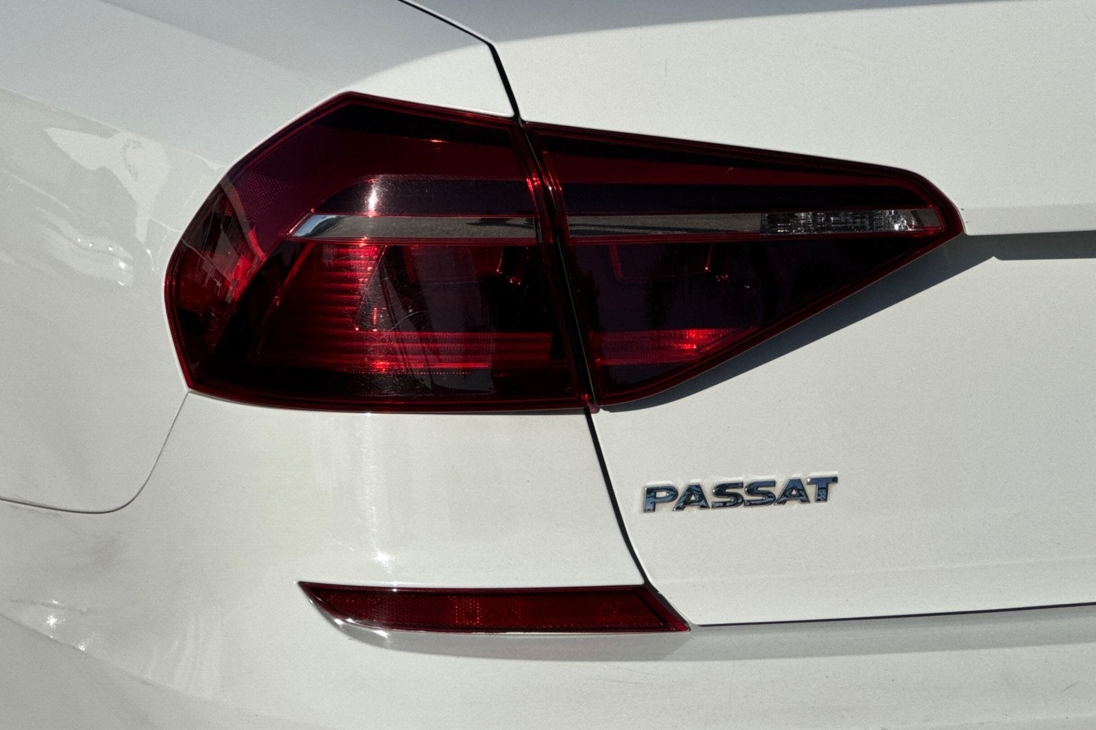 2019 Volkswagen Passat 2.0T Wolfsburg