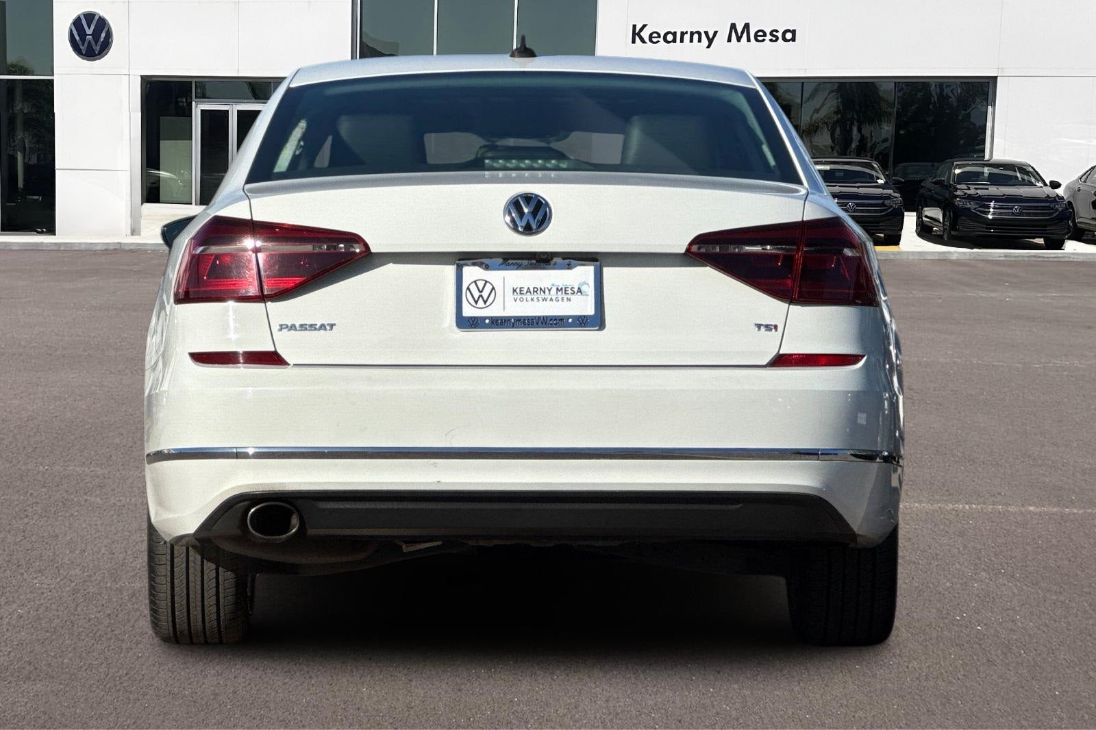 2019 Volkswagen Passat 2.0T Wolfsburg