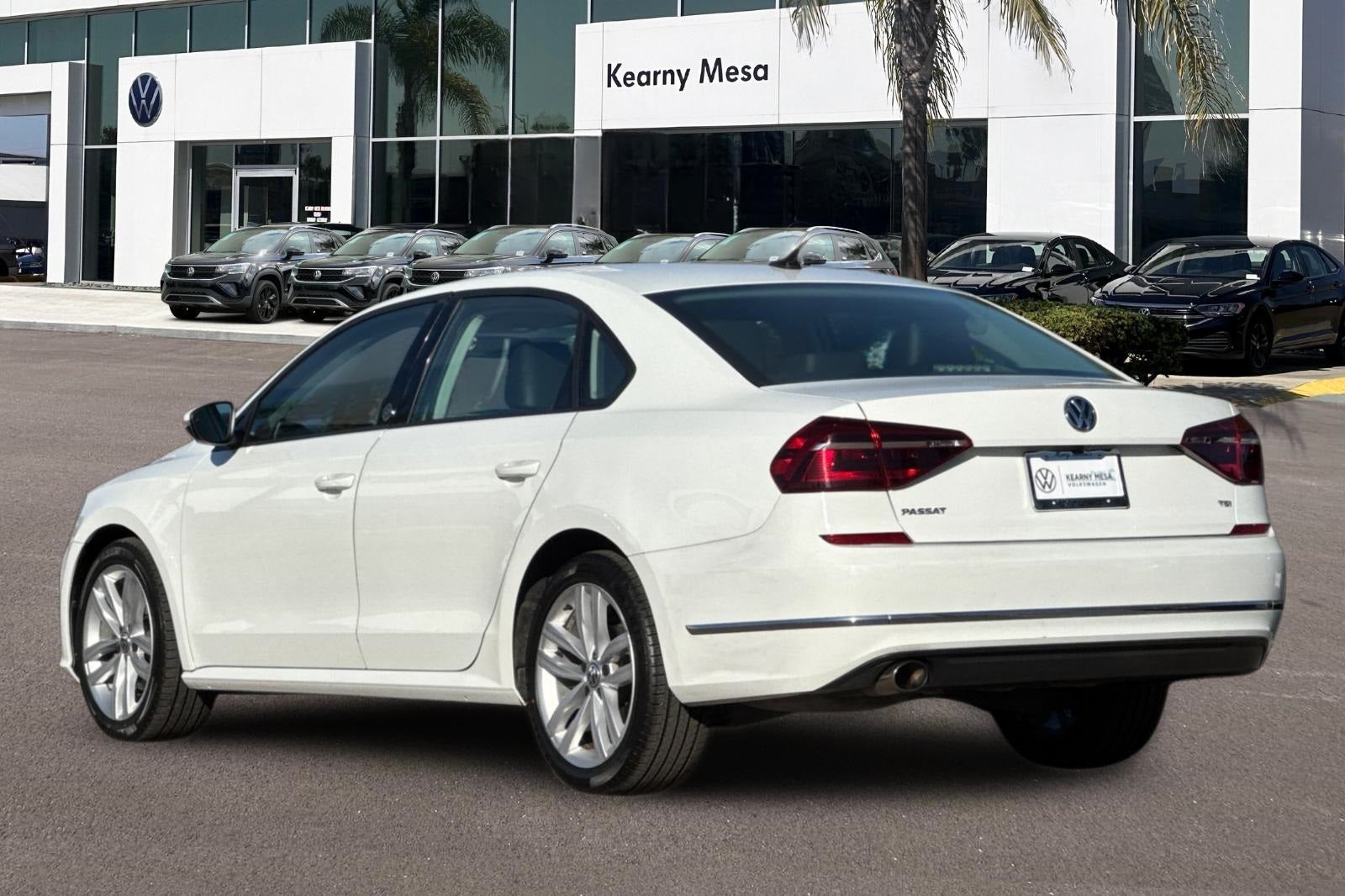 2019 Volkswagen Passat 2.0T Wolfsburg