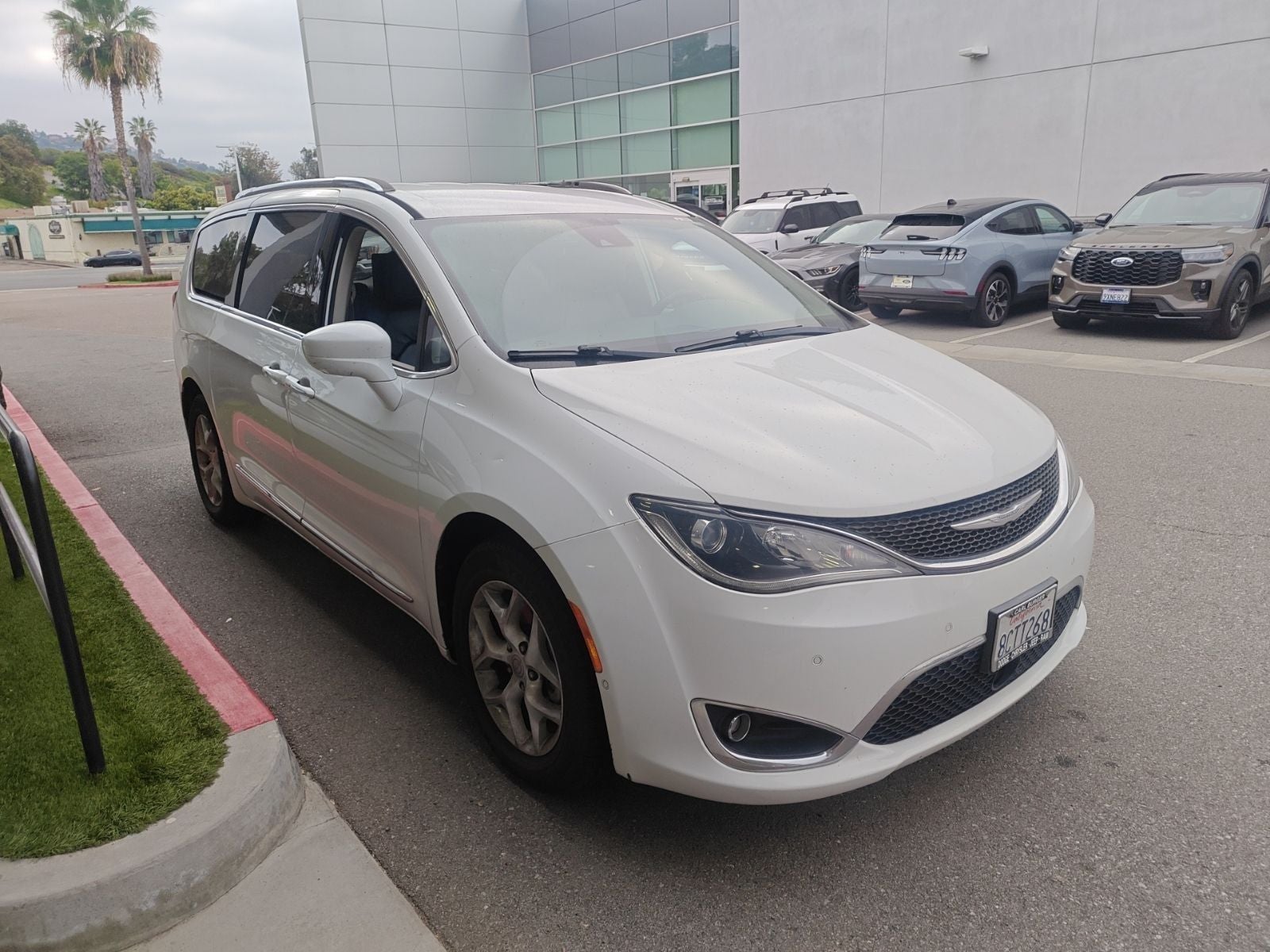 2017 Chrysler Pacifica Touring L Plus
