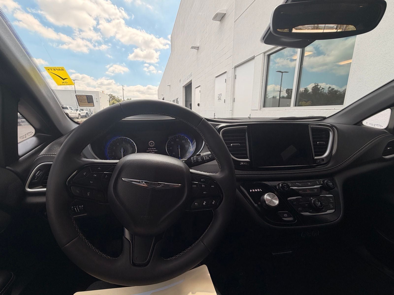 2024 Chrysler Pacifica Touring