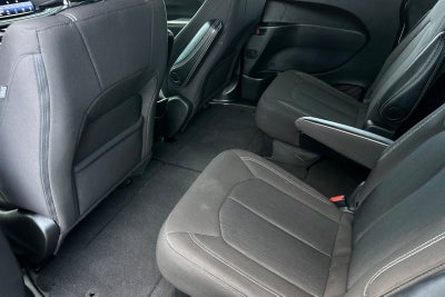 2024 Chrysler Pacifica Touring