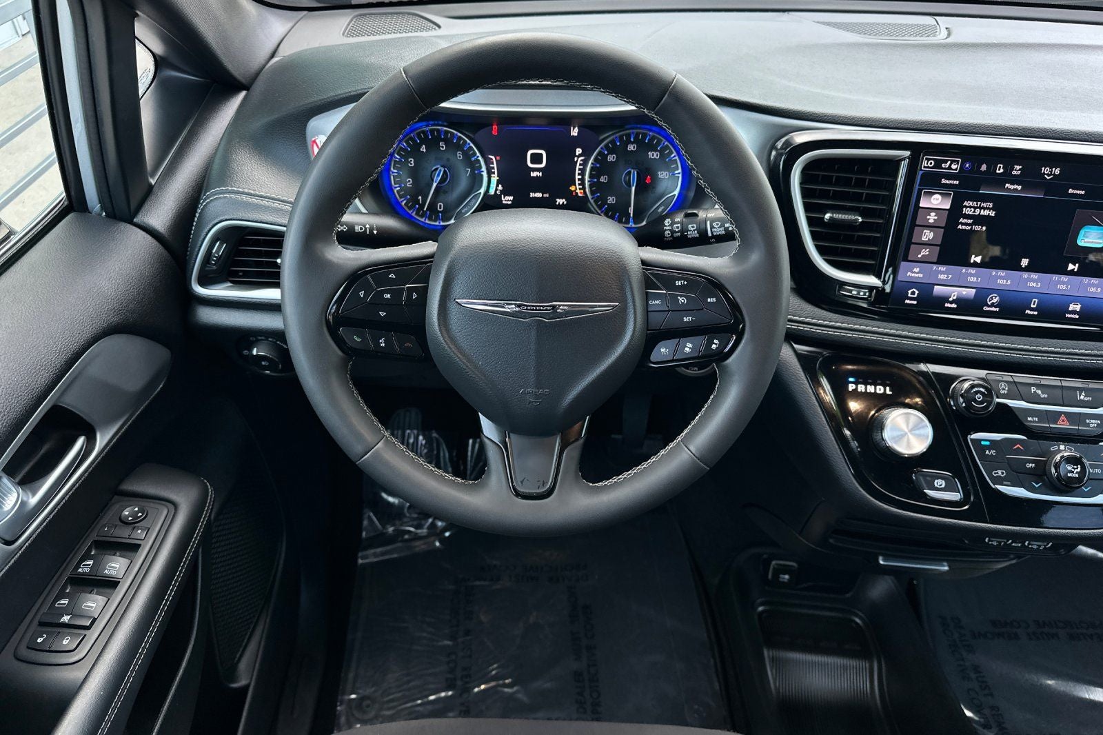 2024 Chrysler Pacifica Touring