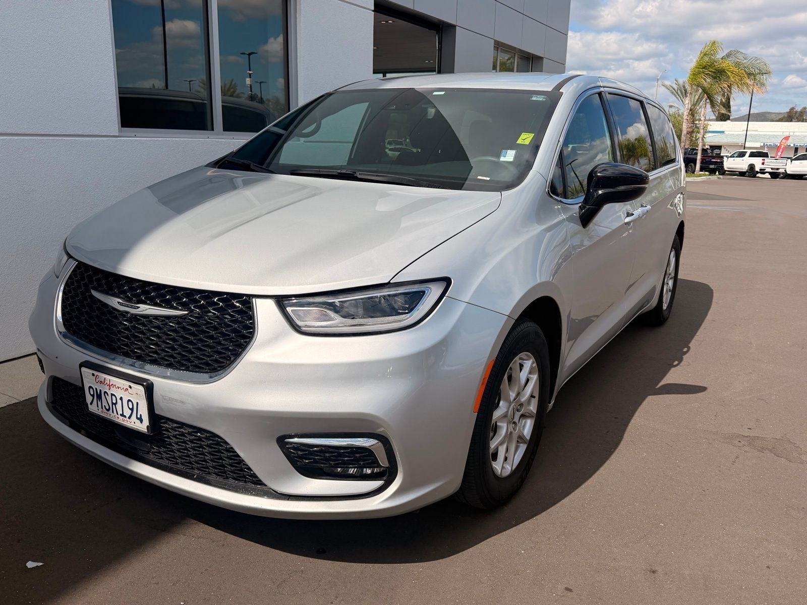 2024 Chrysler Pacifica Touring