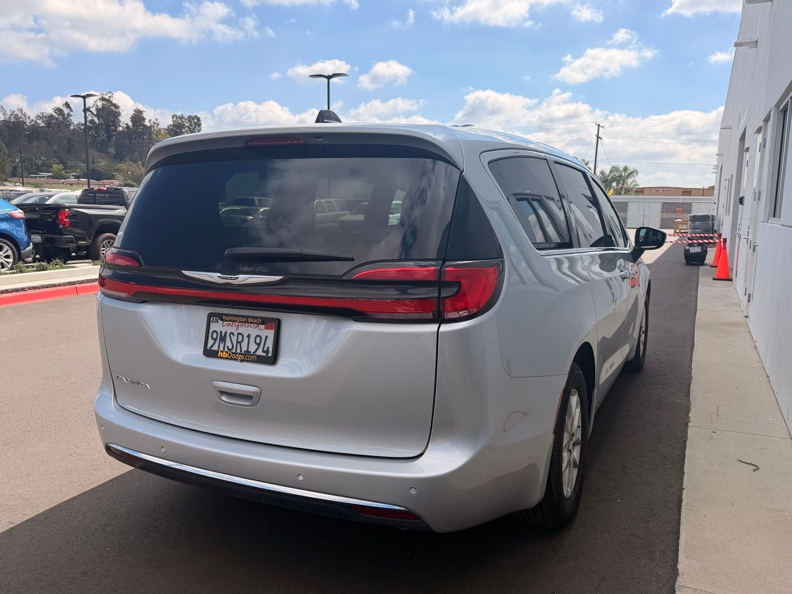 2024 Chrysler Pacifica Touring