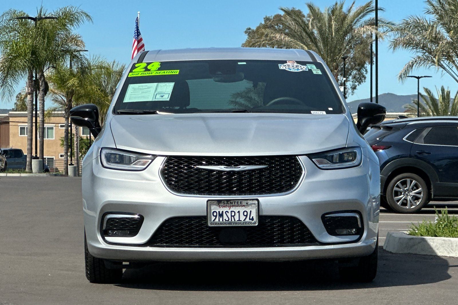 2024 Chrysler Pacifica Touring