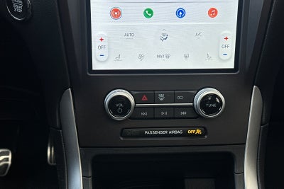 2021 Ford Edge ST Line