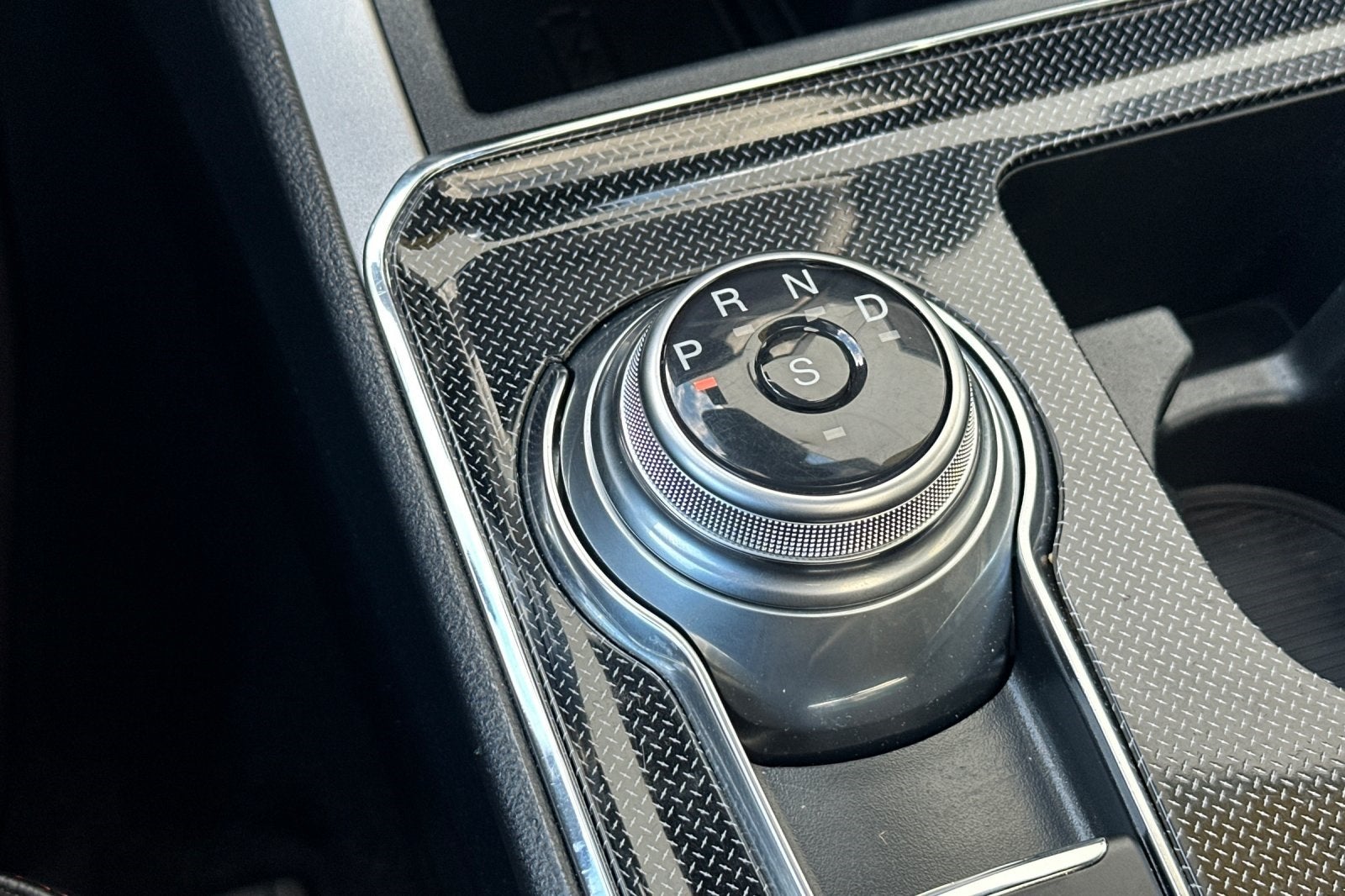 2021 Ford Edge ST Line