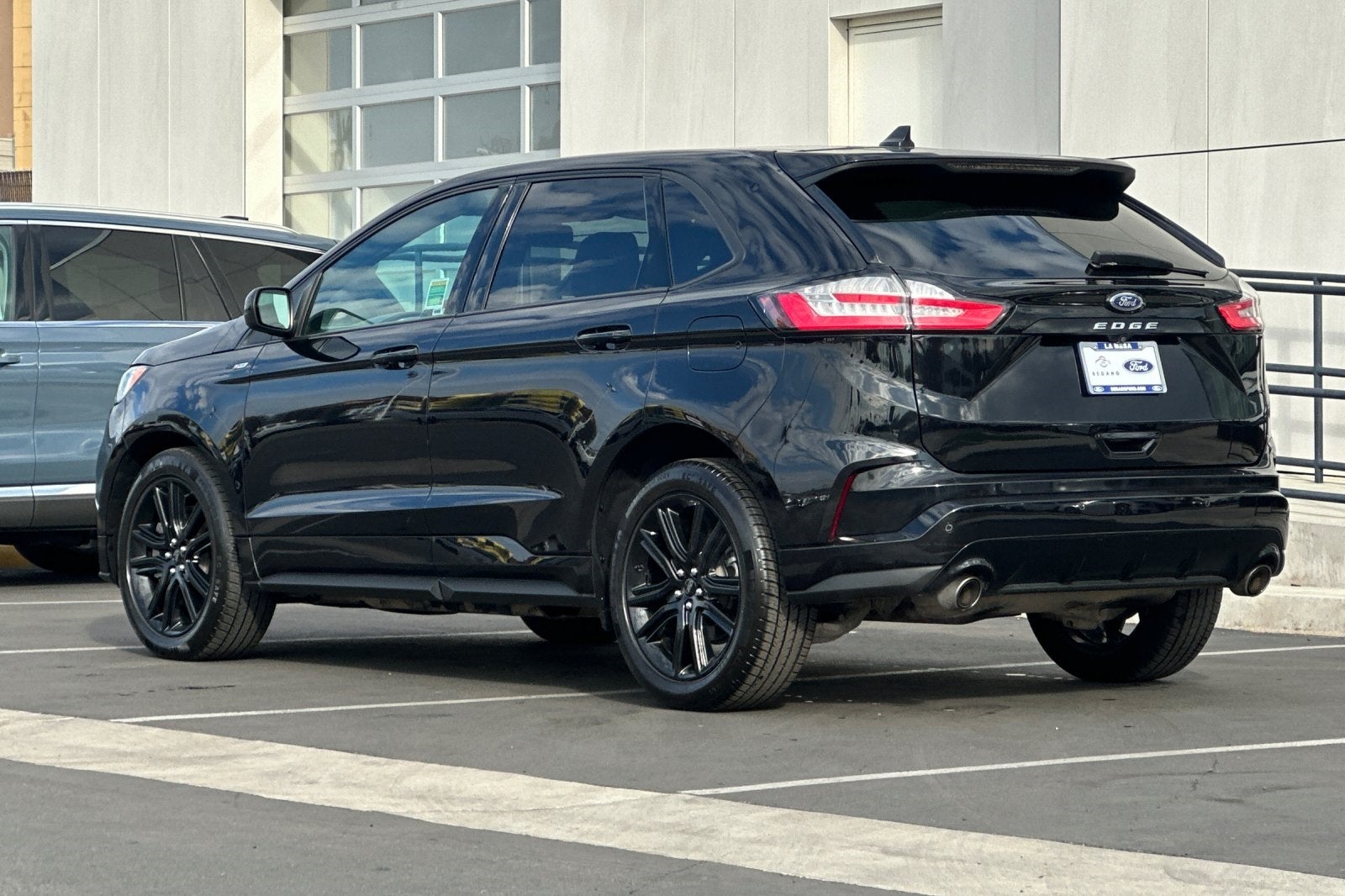 2021 Ford Edge ST Line