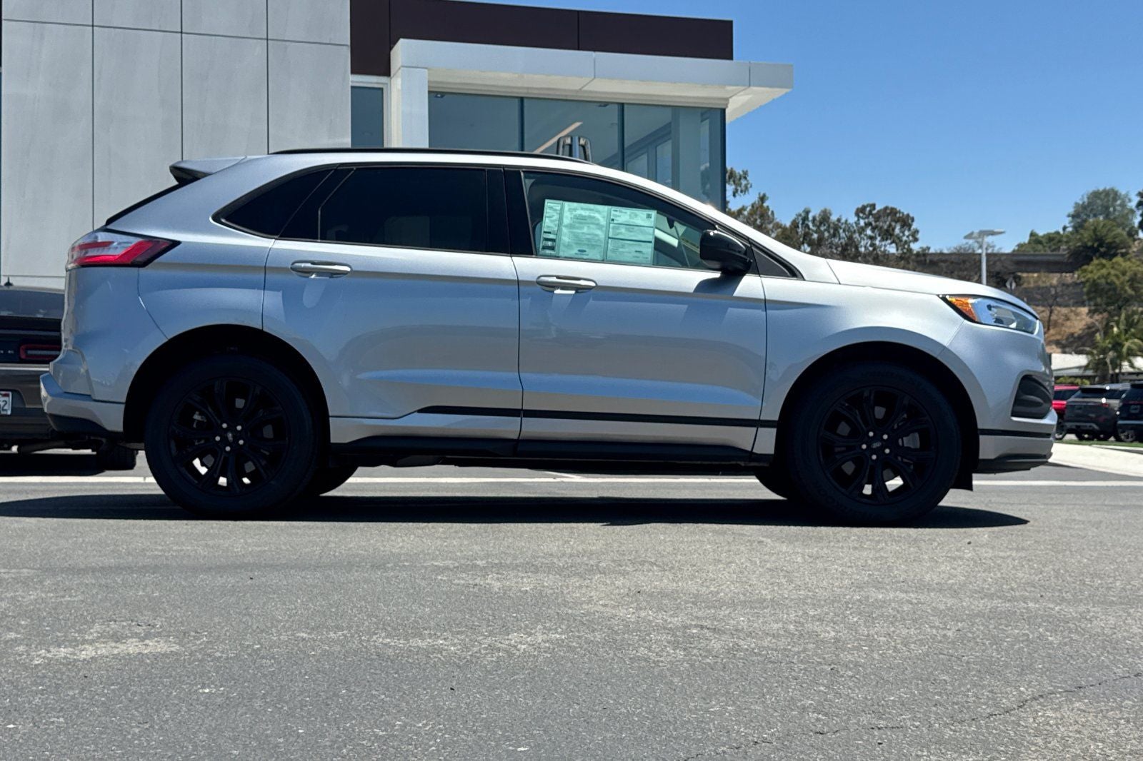 2023 Ford Edge SE