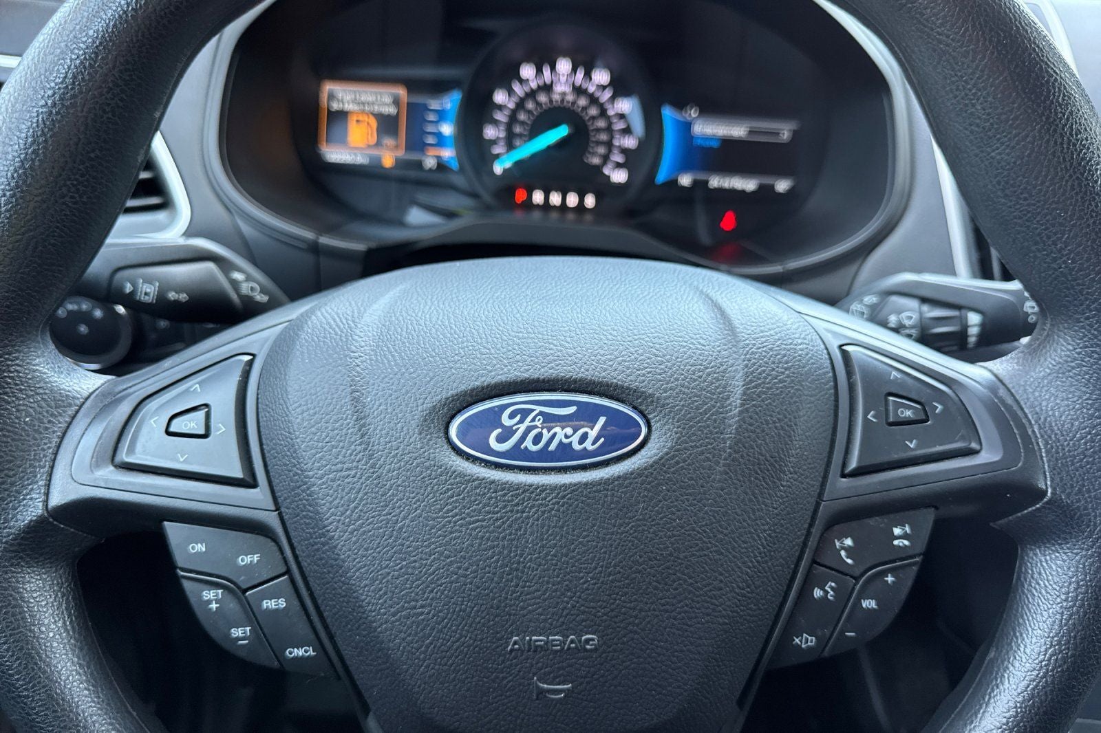 2023 Ford Edge SE