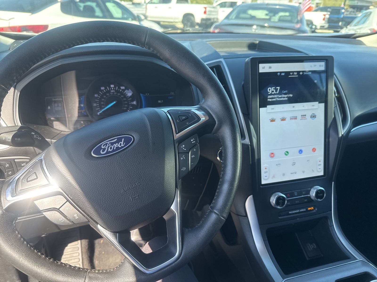2022 Ford Edge SEL