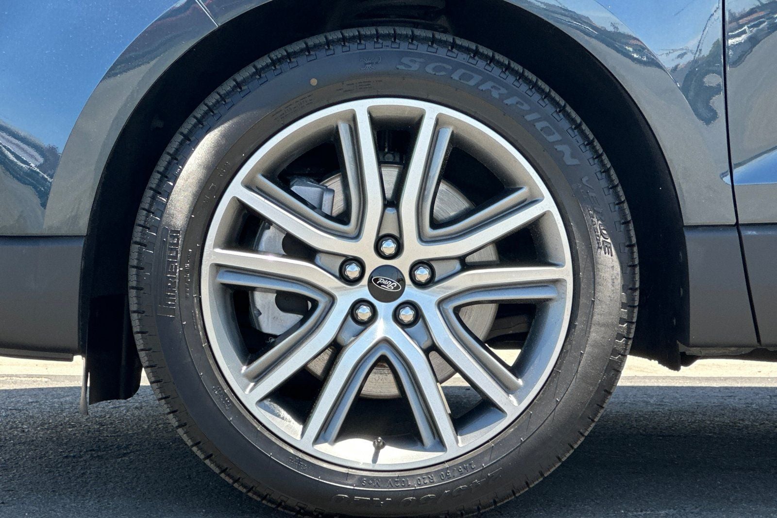 2024 Ford Edge Titanium
