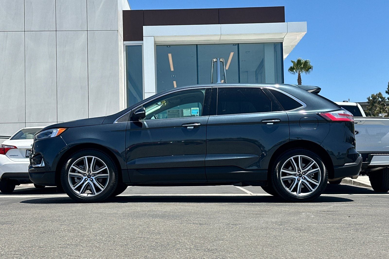 2024 Ford Edge Titanium