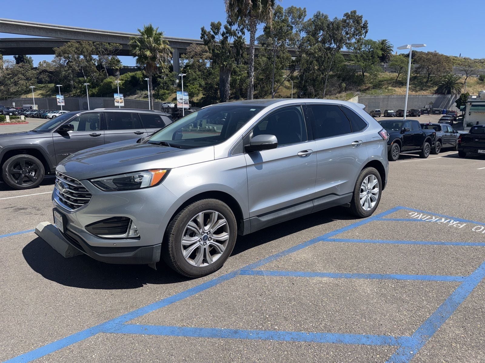 2022 Ford Edge Titanium
