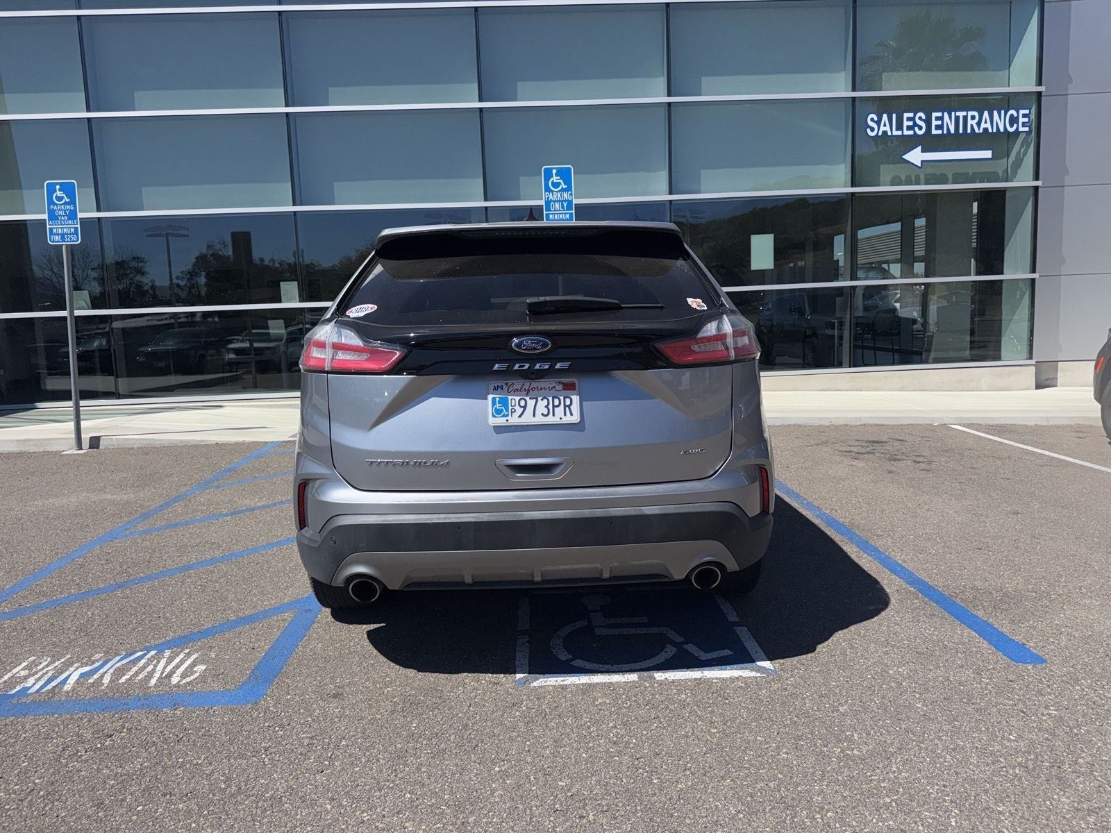 2022 Ford Edge Titanium