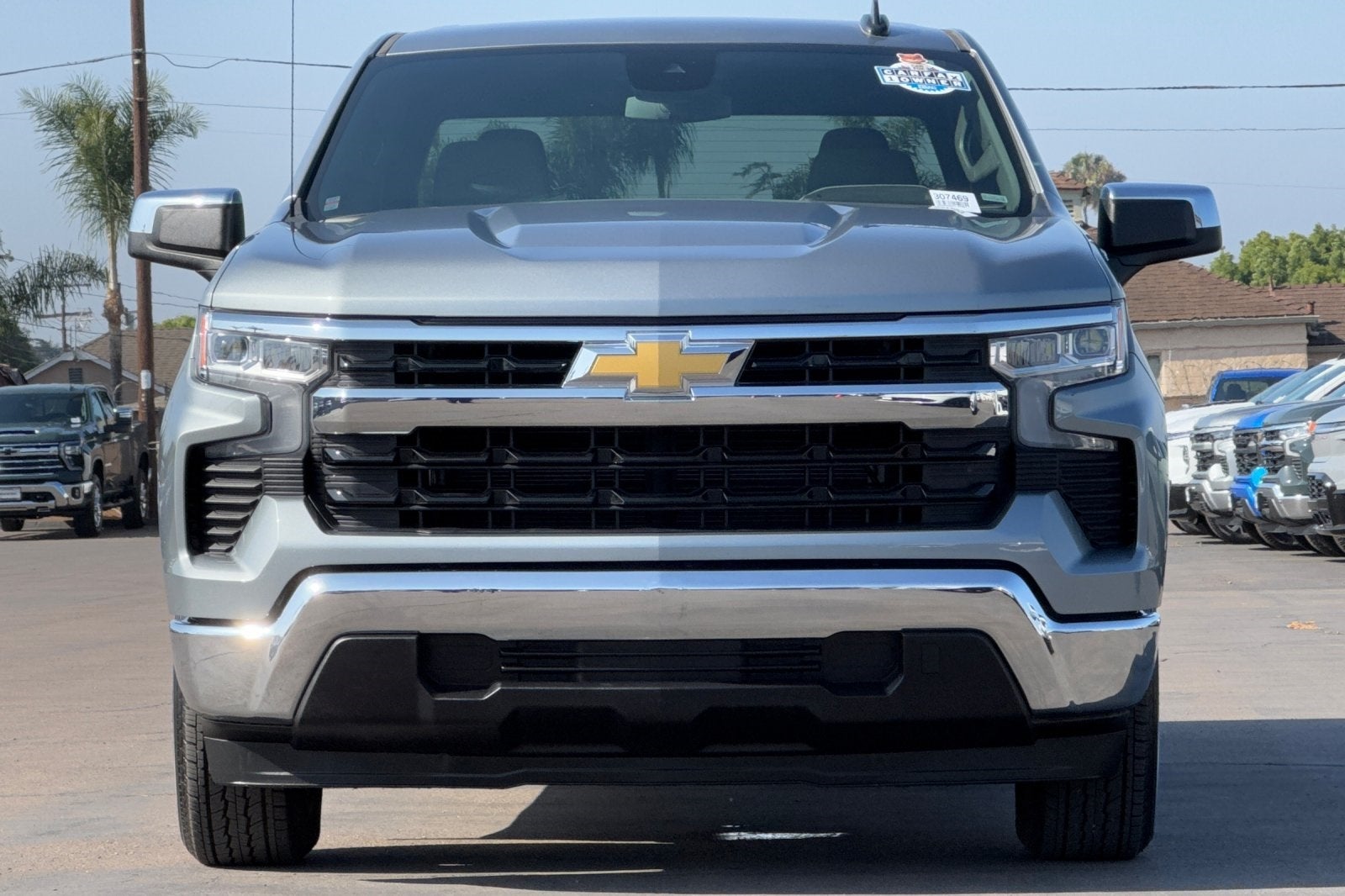 2025 Chevrolet Silverado 1500 LT