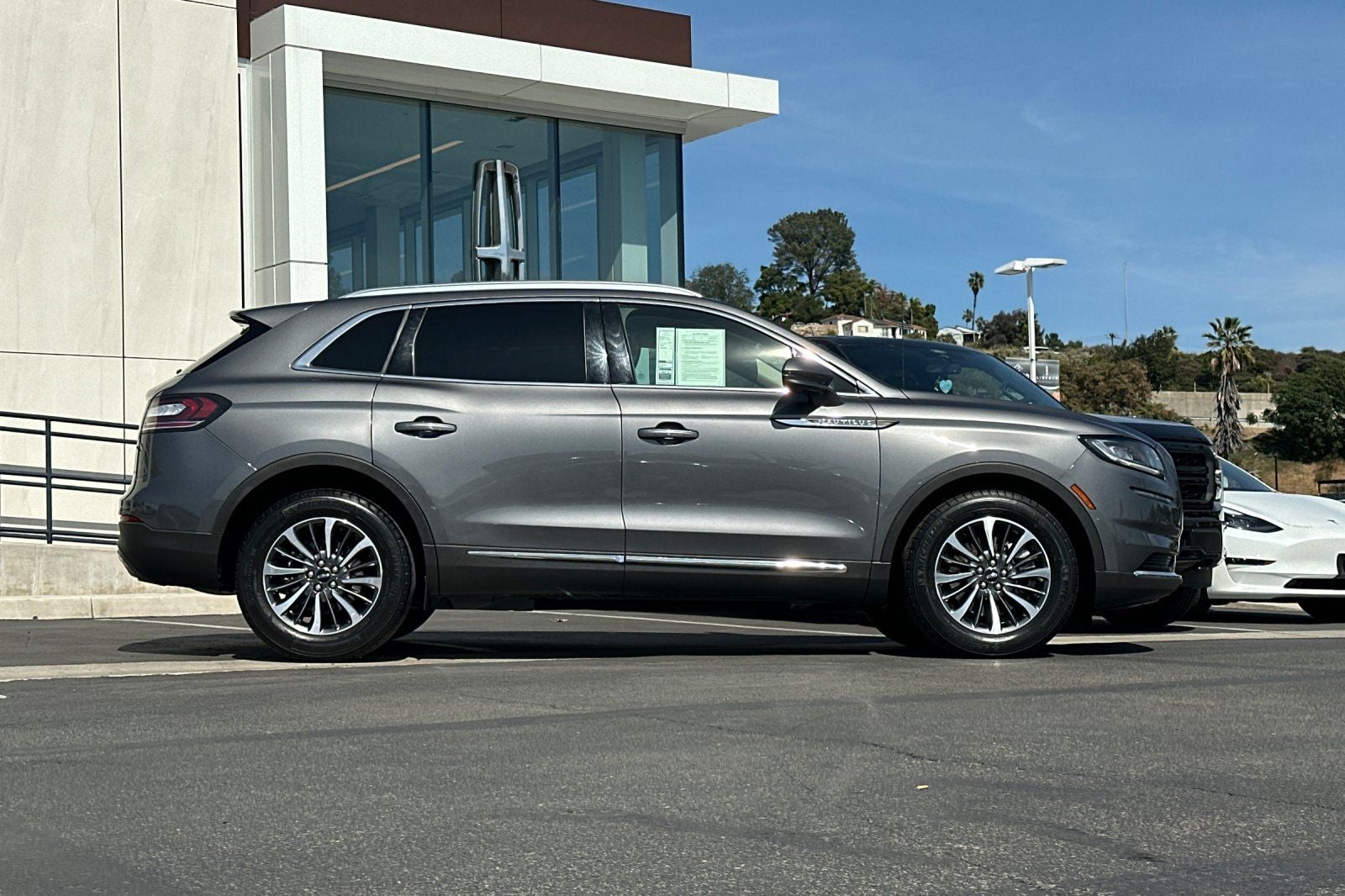 2022 Lincoln Nautilus Standard
