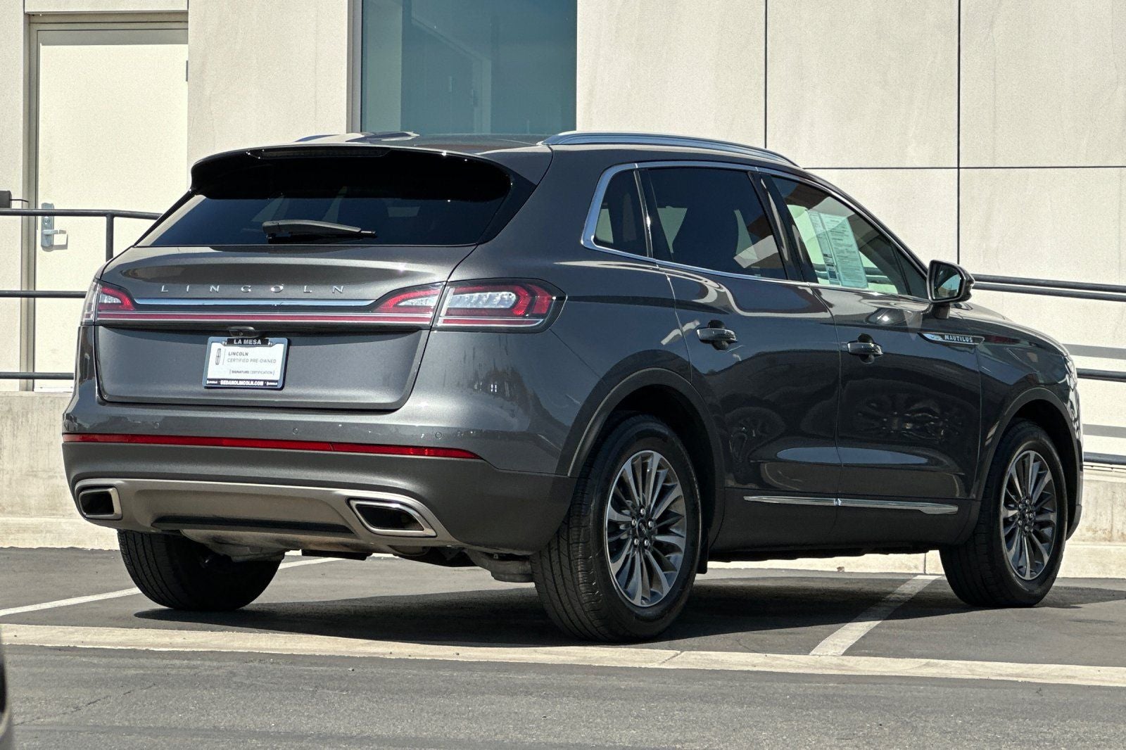 2022 Lincoln Nautilus Standard