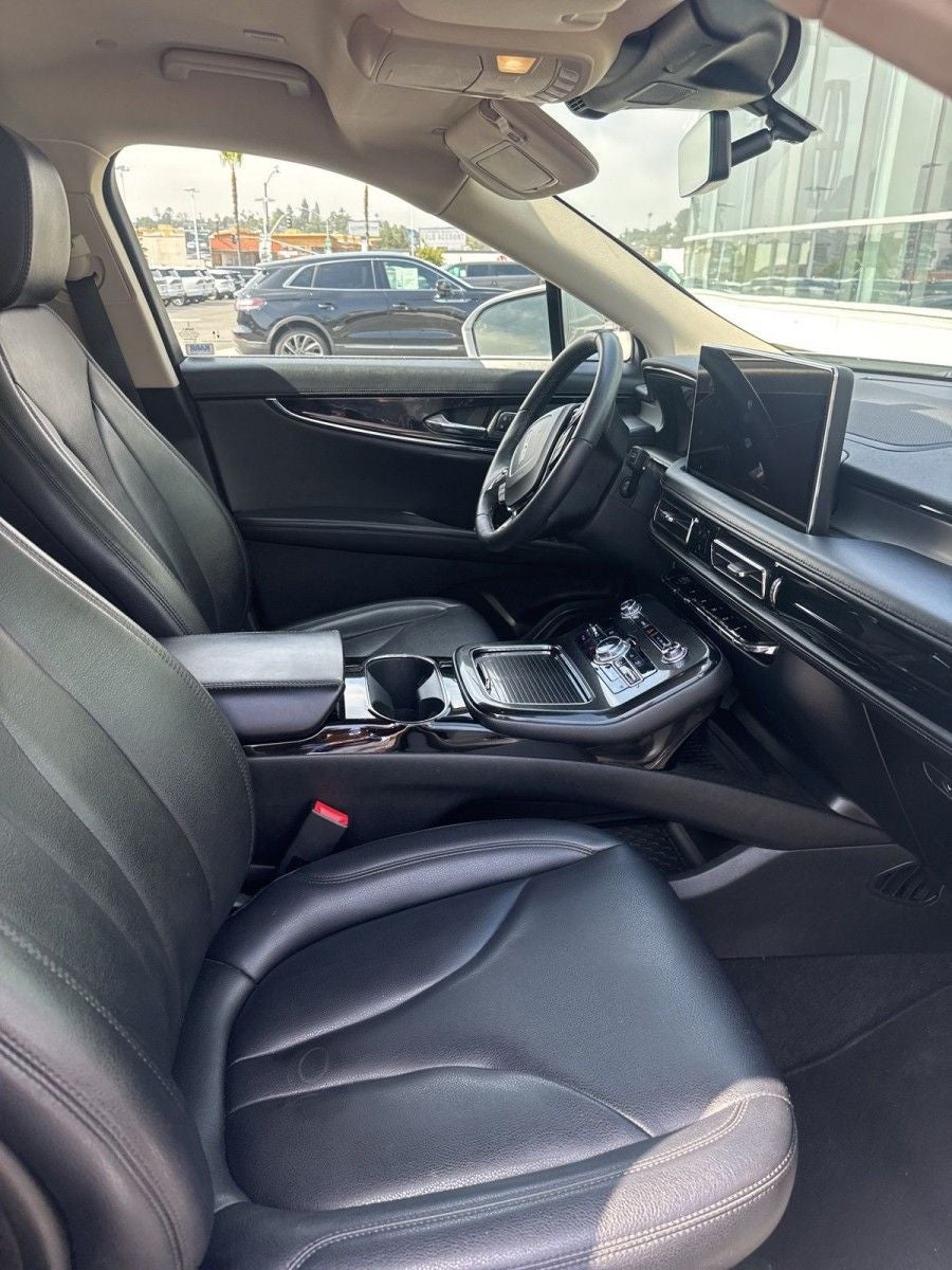 2022 Lincoln Nautilus Standard