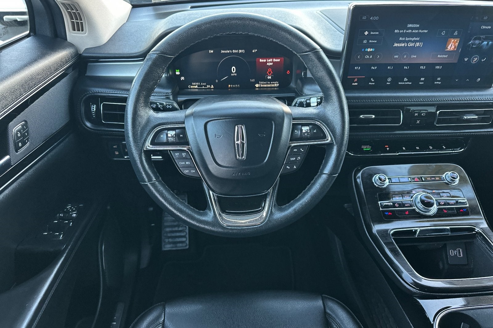 2022 Lincoln Nautilus Standard