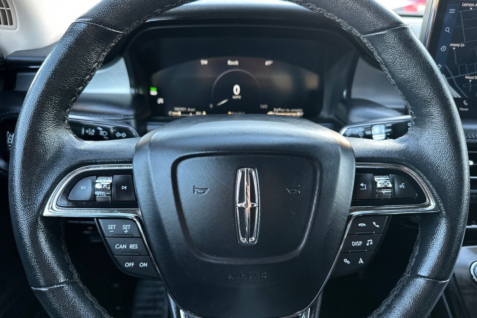 2022 Lincoln Nautilus Standard