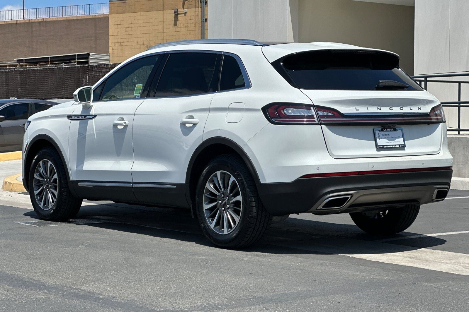 2022 Lincoln Nautilus Reserve