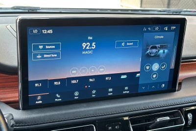 2022 Lincoln Nautilus Reserve