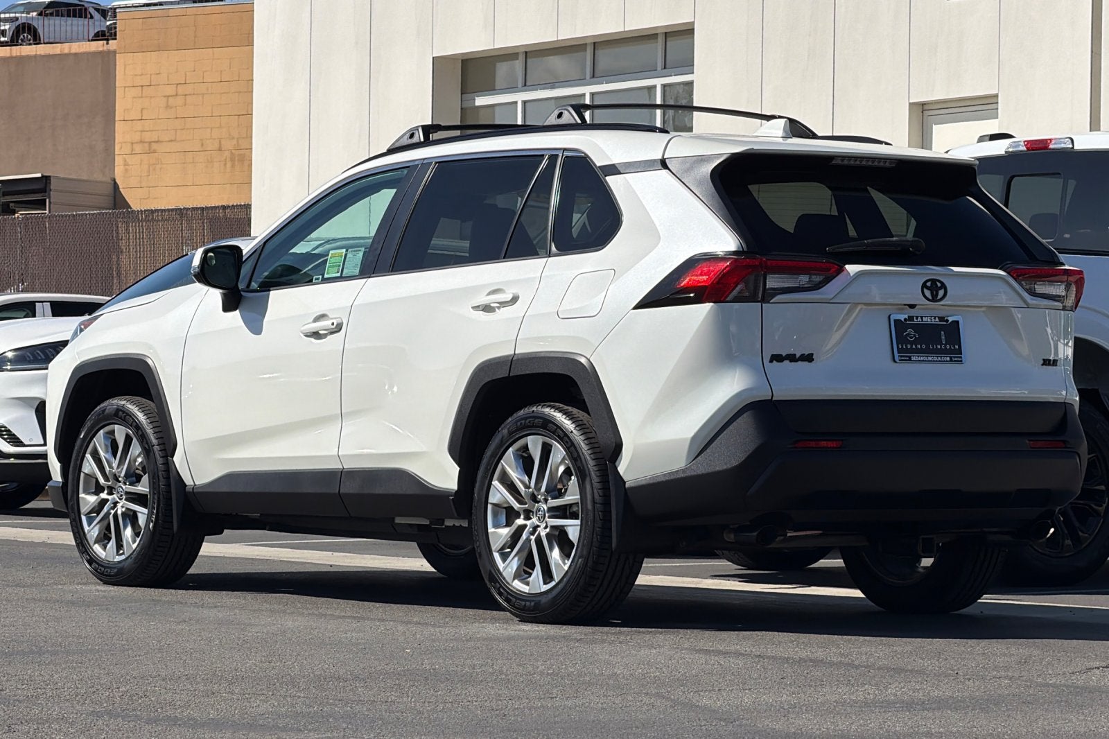 2021 Toyota RAV4 XLE Premium