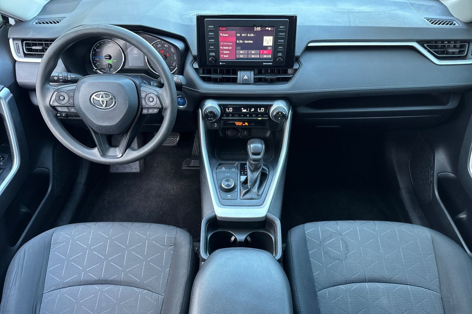 2020 Toyota RAV4 Hybrid XLE