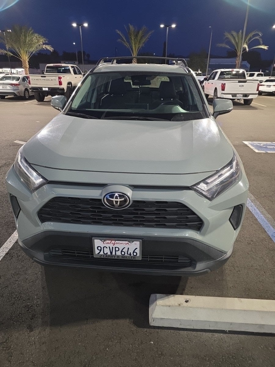 2022 Toyota RAV4 XLE