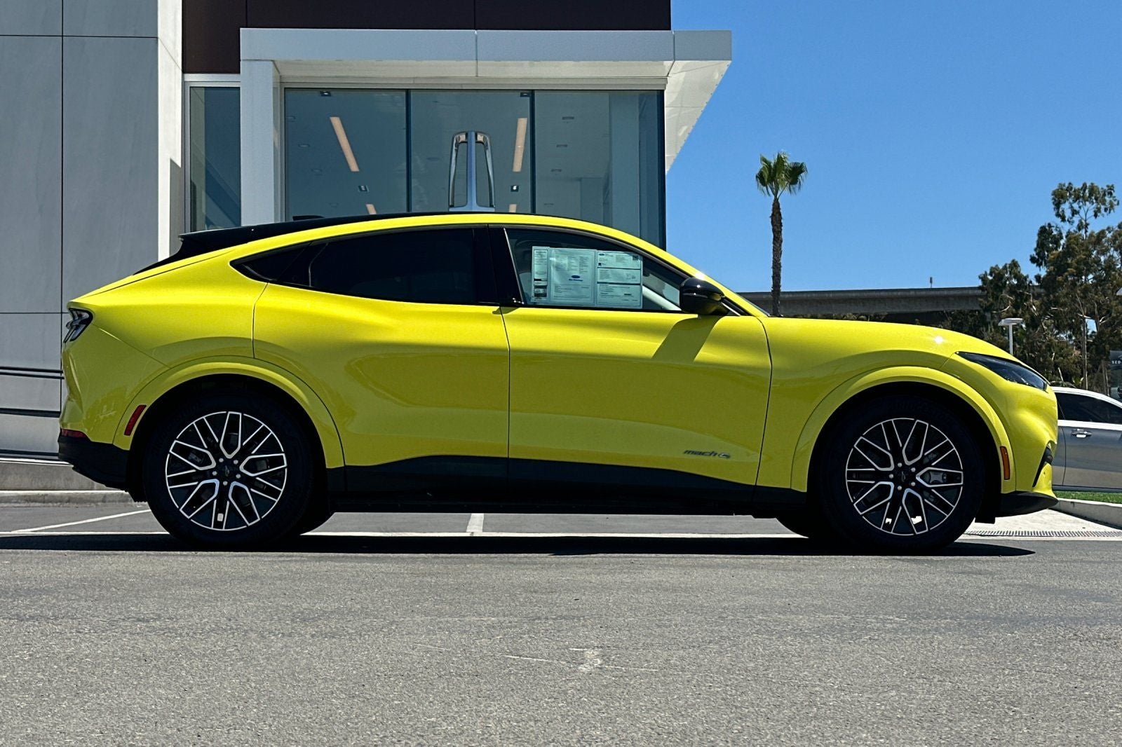 2025 Ford Mustang Mach-E Premium