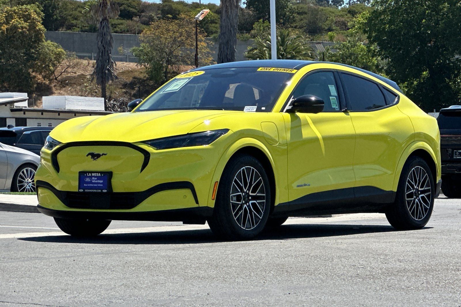 2025 Ford Mustang Mach-E Premium