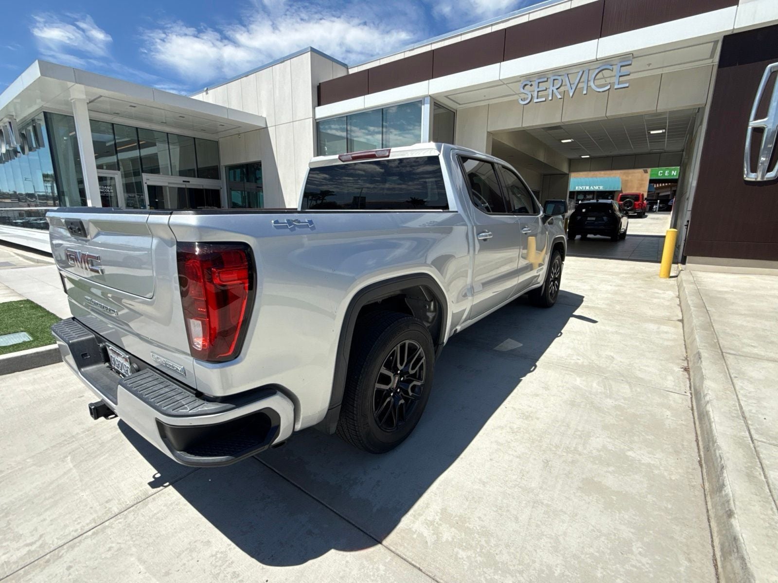 2022 GMC Sierra 1500 Elevation