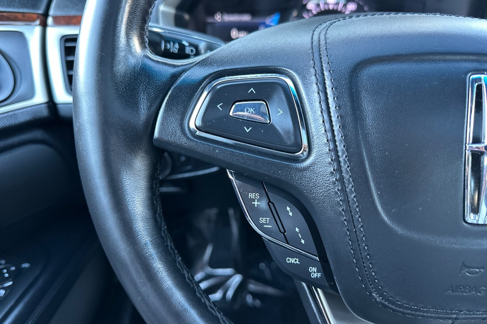 2019 Lincoln MKZ Hybrid Reserve