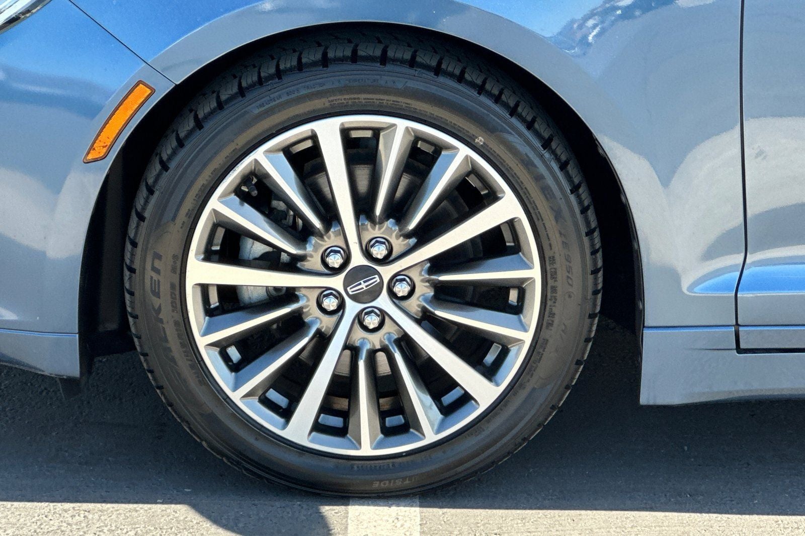 2019 Lincoln MKZ Hybrid Reserve