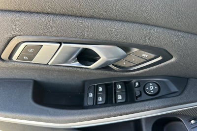 2021 BMW 3 Series 330e iPerformance