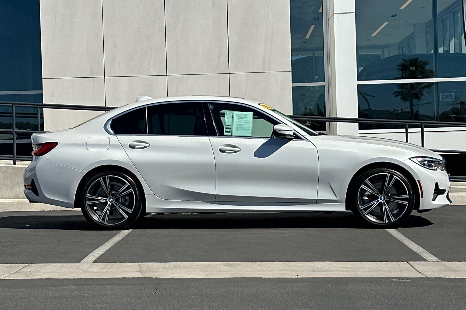 2021 BMW 3 Series 330e iPerformance