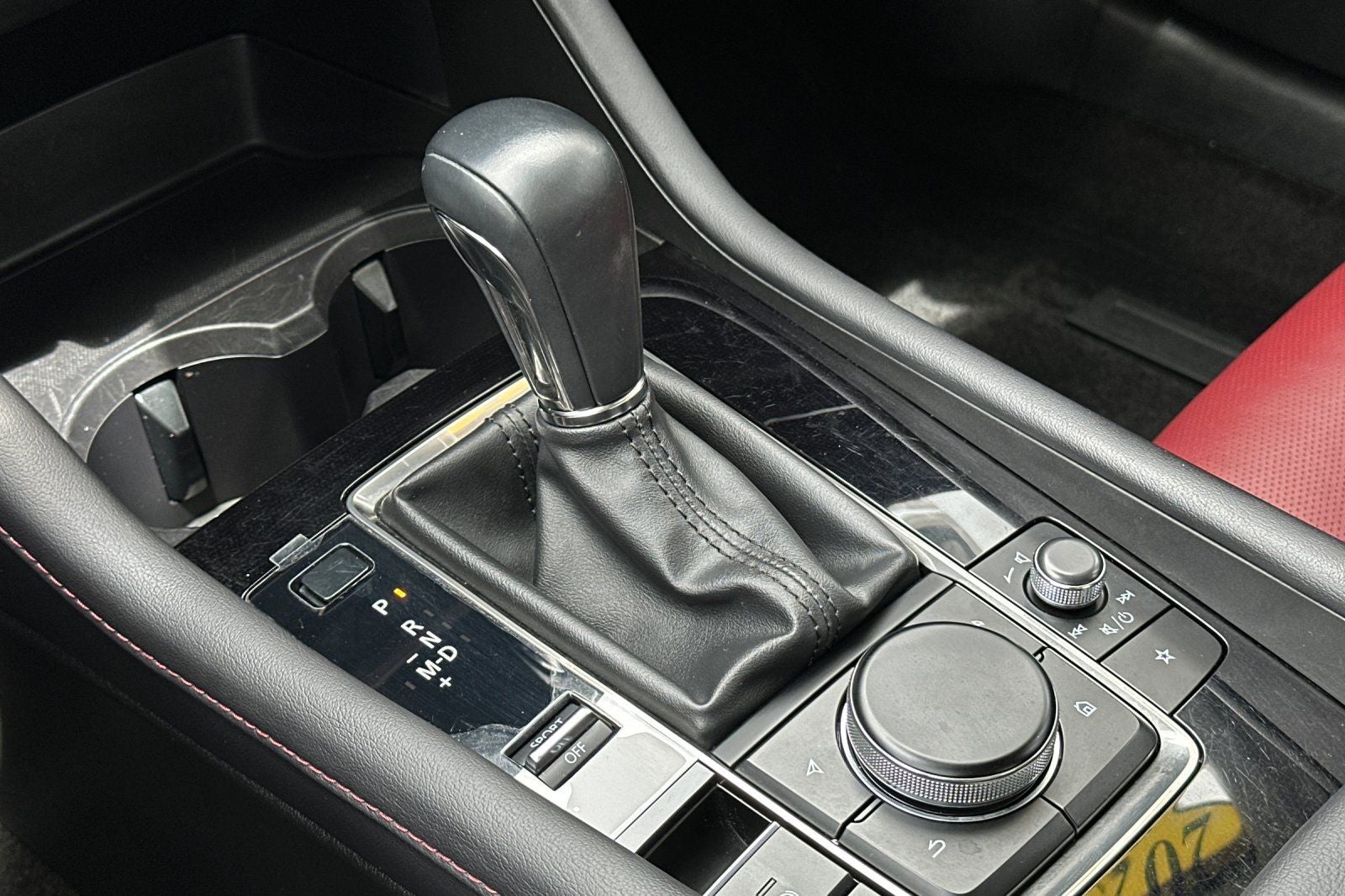 2023 Mazda Mazda3 2.5 S Carbon Edition