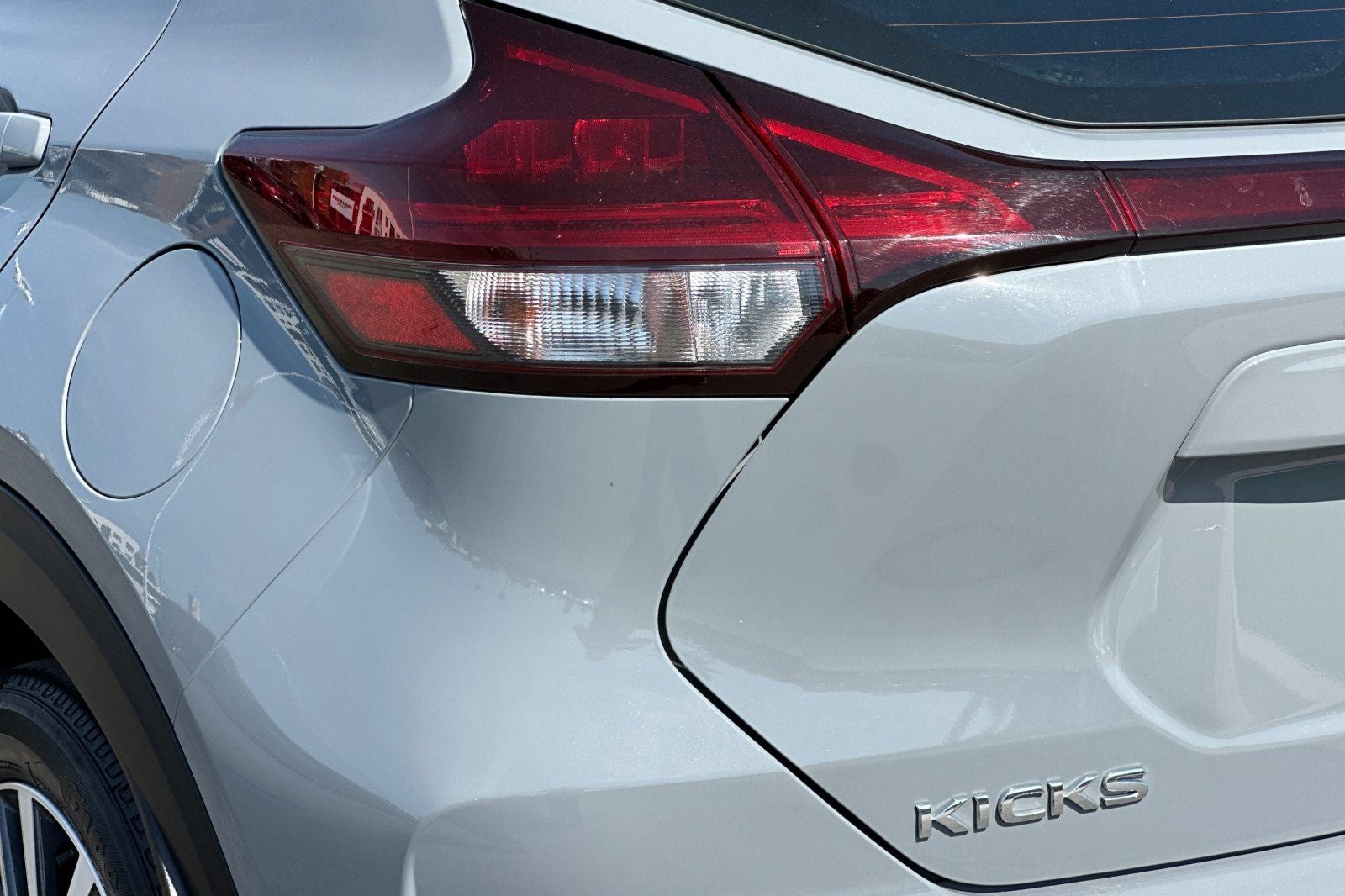 2022 Nissan Kicks SV