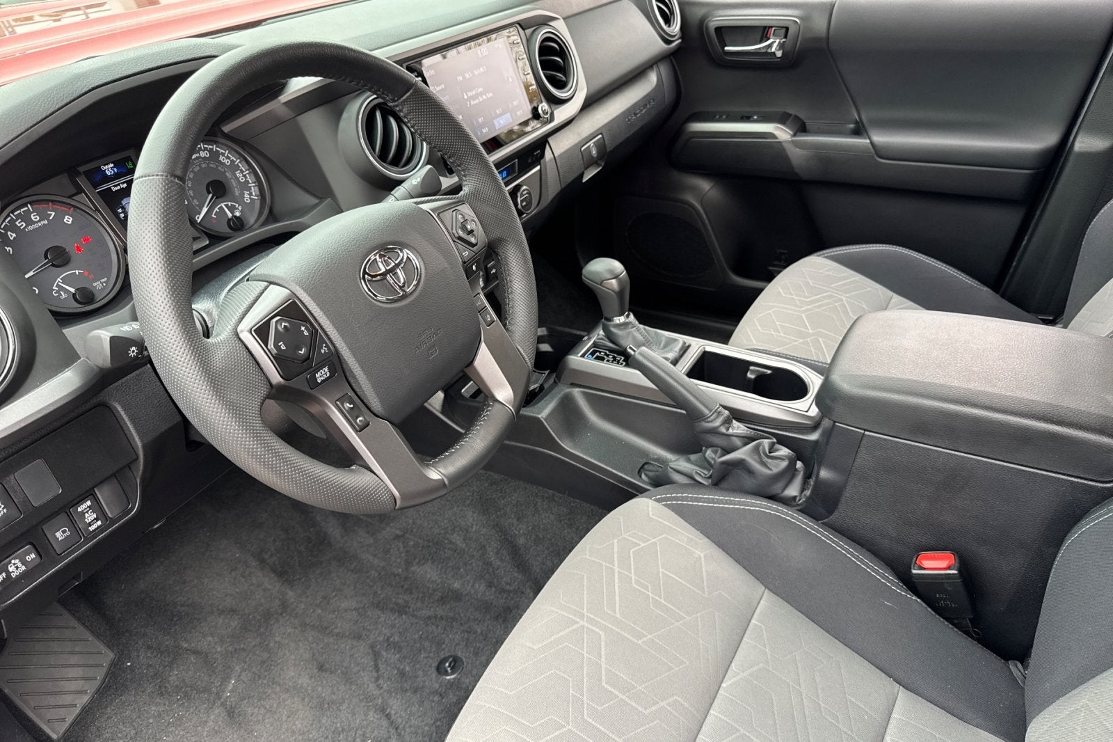 2022 Toyota Tacoma TRD Sport V6