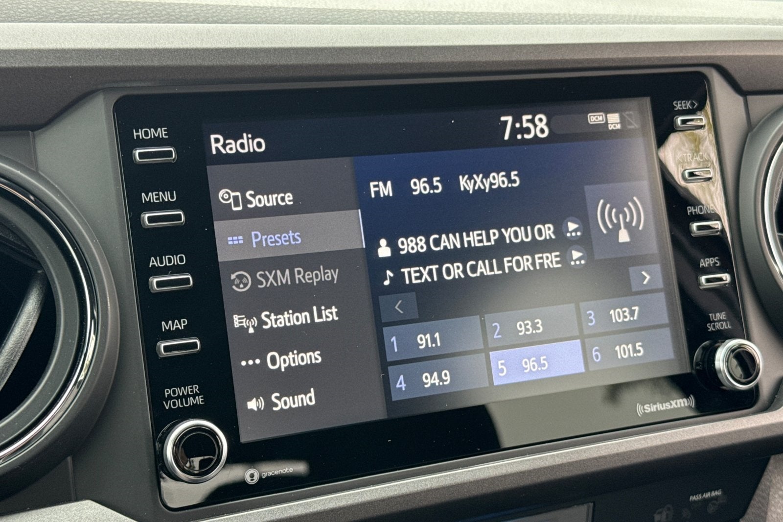 2022 Toyota Tacoma TRD Sport V6